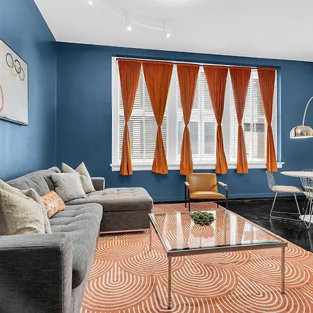 Streetcar Serenity Condo